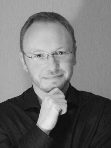 AUT_5ad255105fd3c6.26897500.jpg AUT_5ad255105fd3c6.26897500.jpg